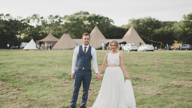 Real tipi weddings Gaby and Chris